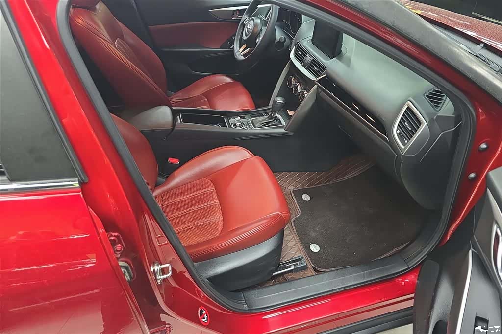 Mazda CX-4, 2019 8
