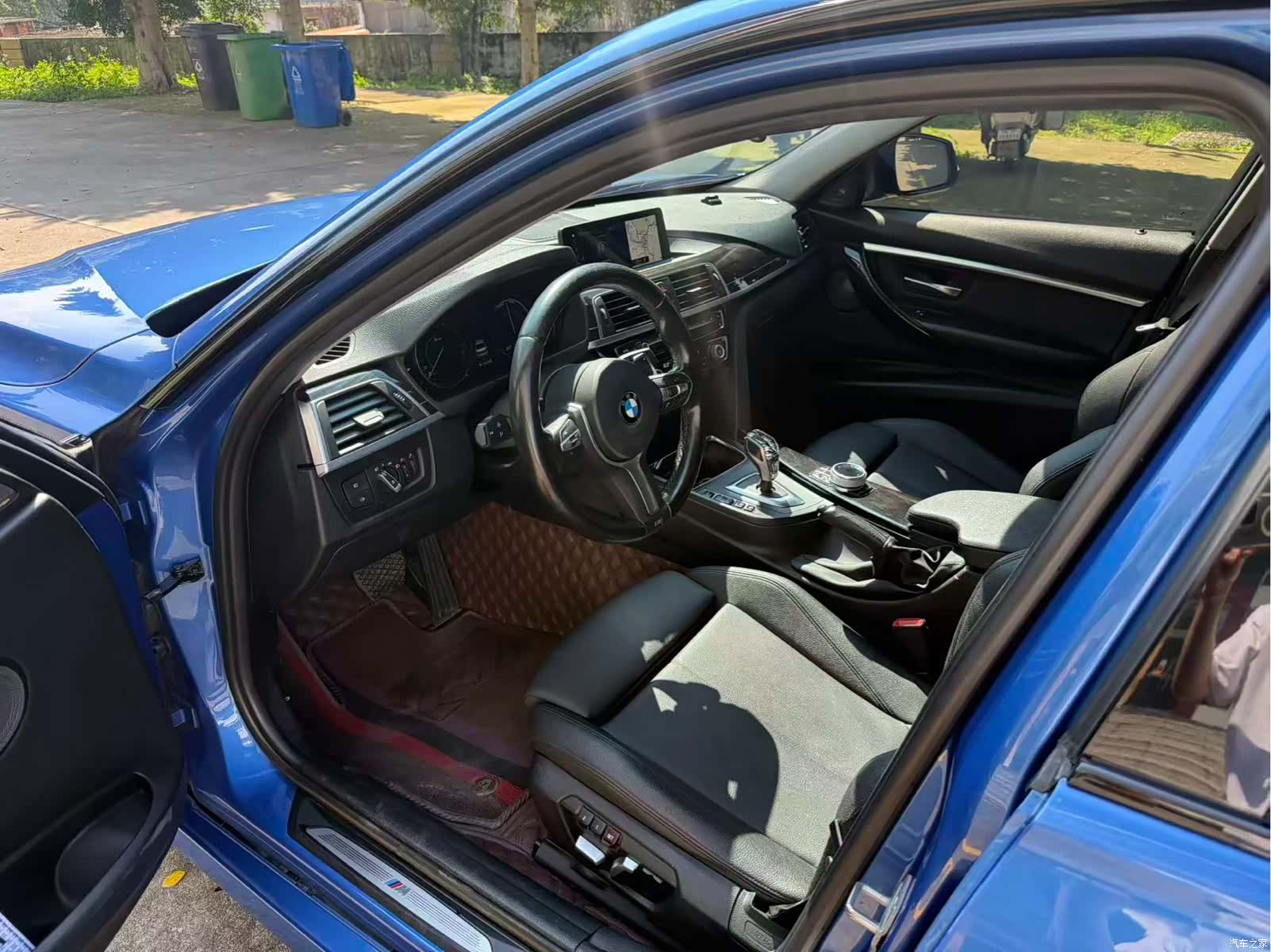 BMW 3 Series, 2018 все фото