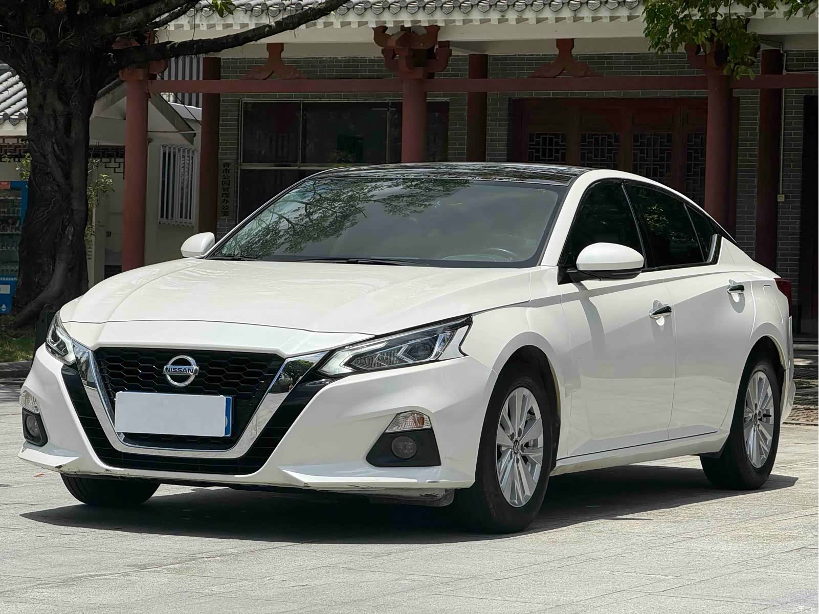 Nissan Teana