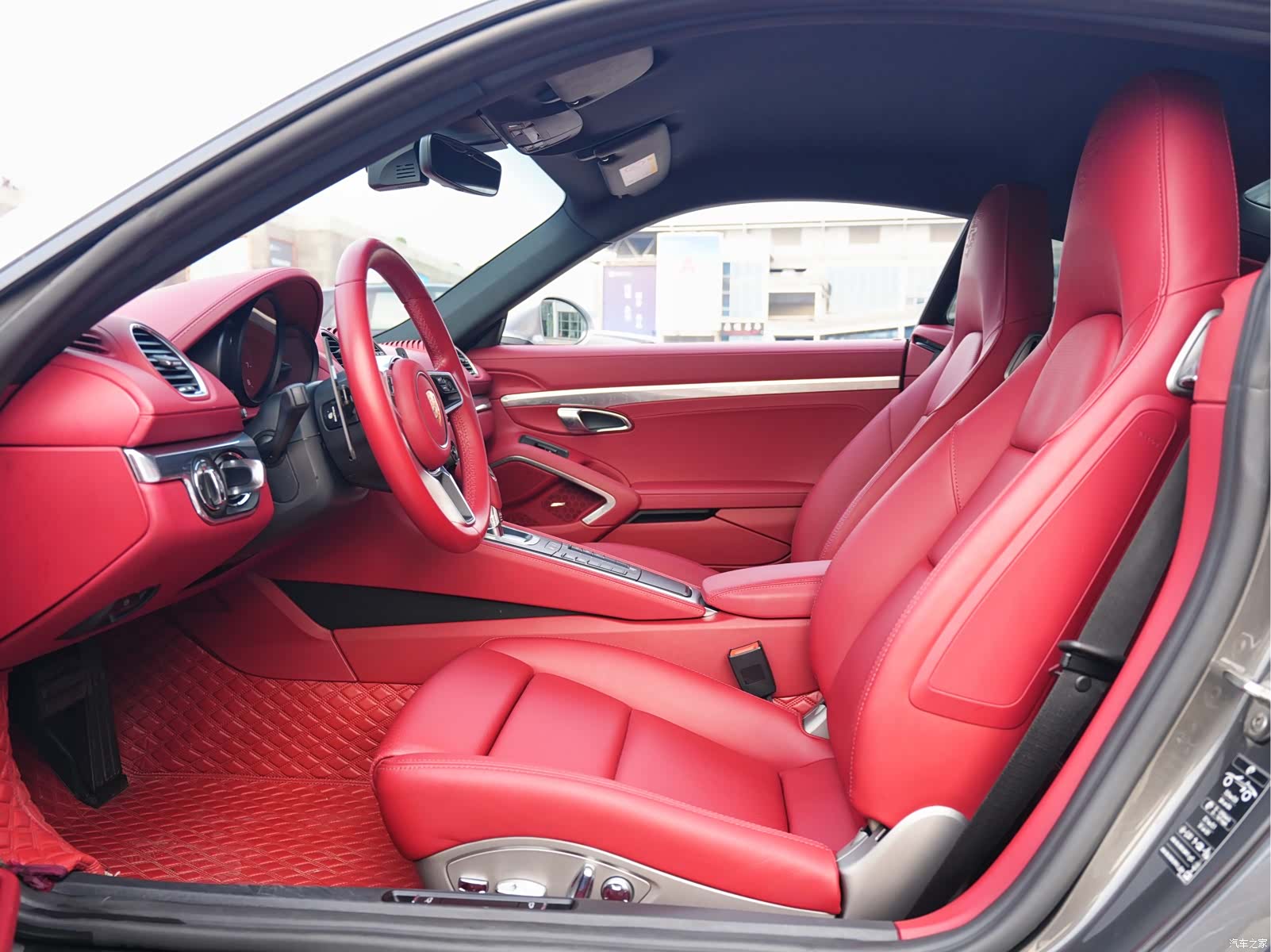 Porsche Cayman, 2022 7