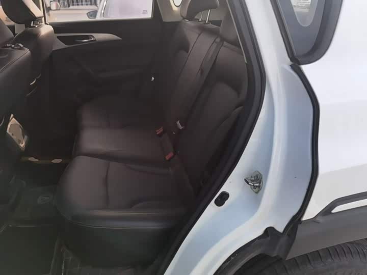 Changan CS35PLUS 2019 1.6L МКПП chang lian ban