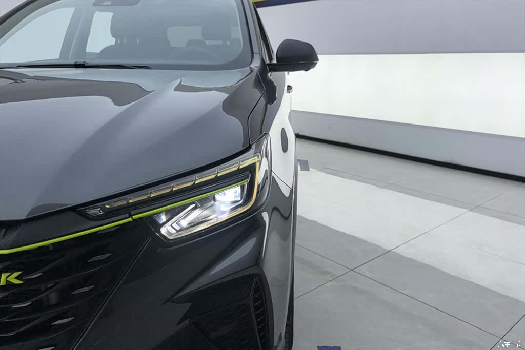 Roewe RX5, 2022 все фото