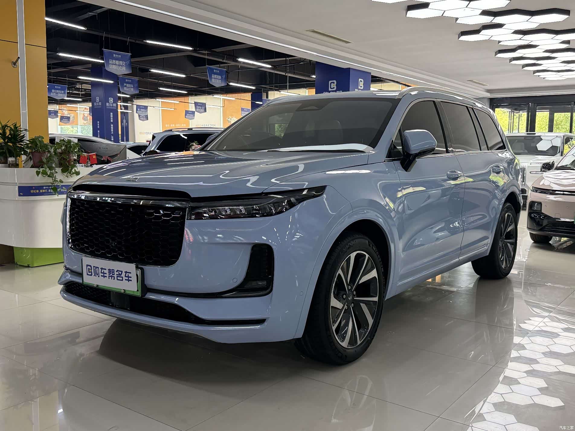 Li Auto ONE, 2022 3