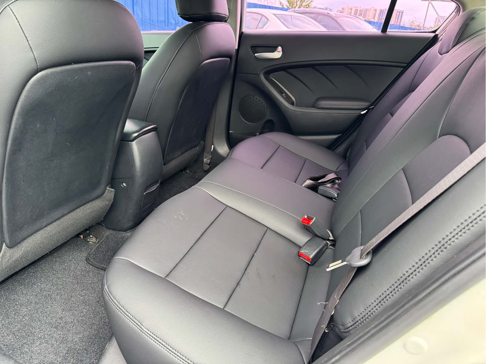 Kia K3, 2014 10