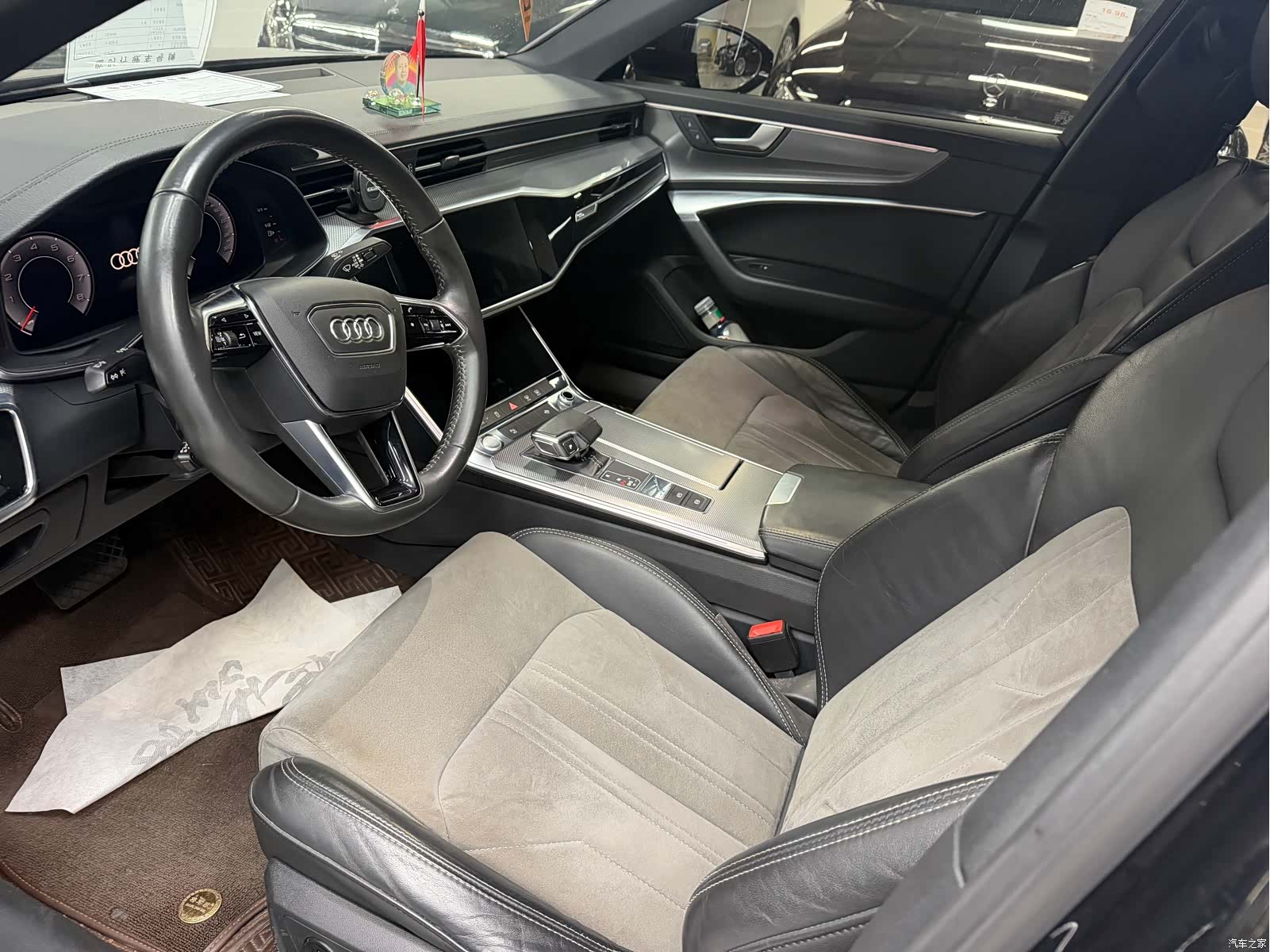 Audi A6L, 2020 все фото
