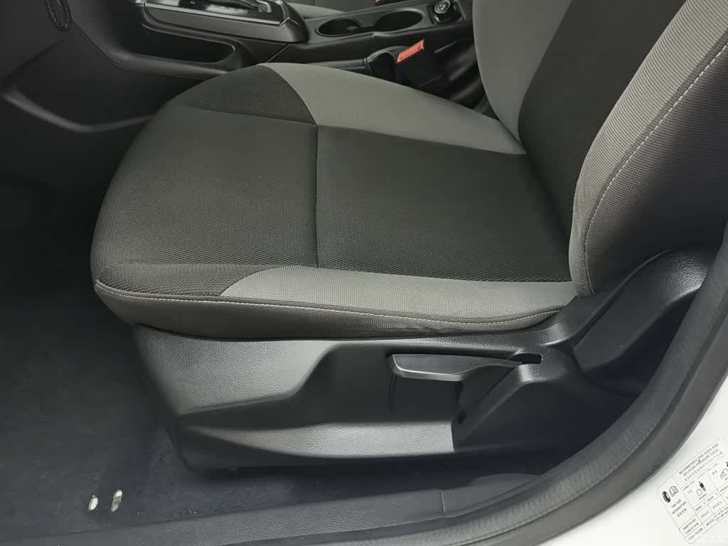 Ford Focus, 2014 20