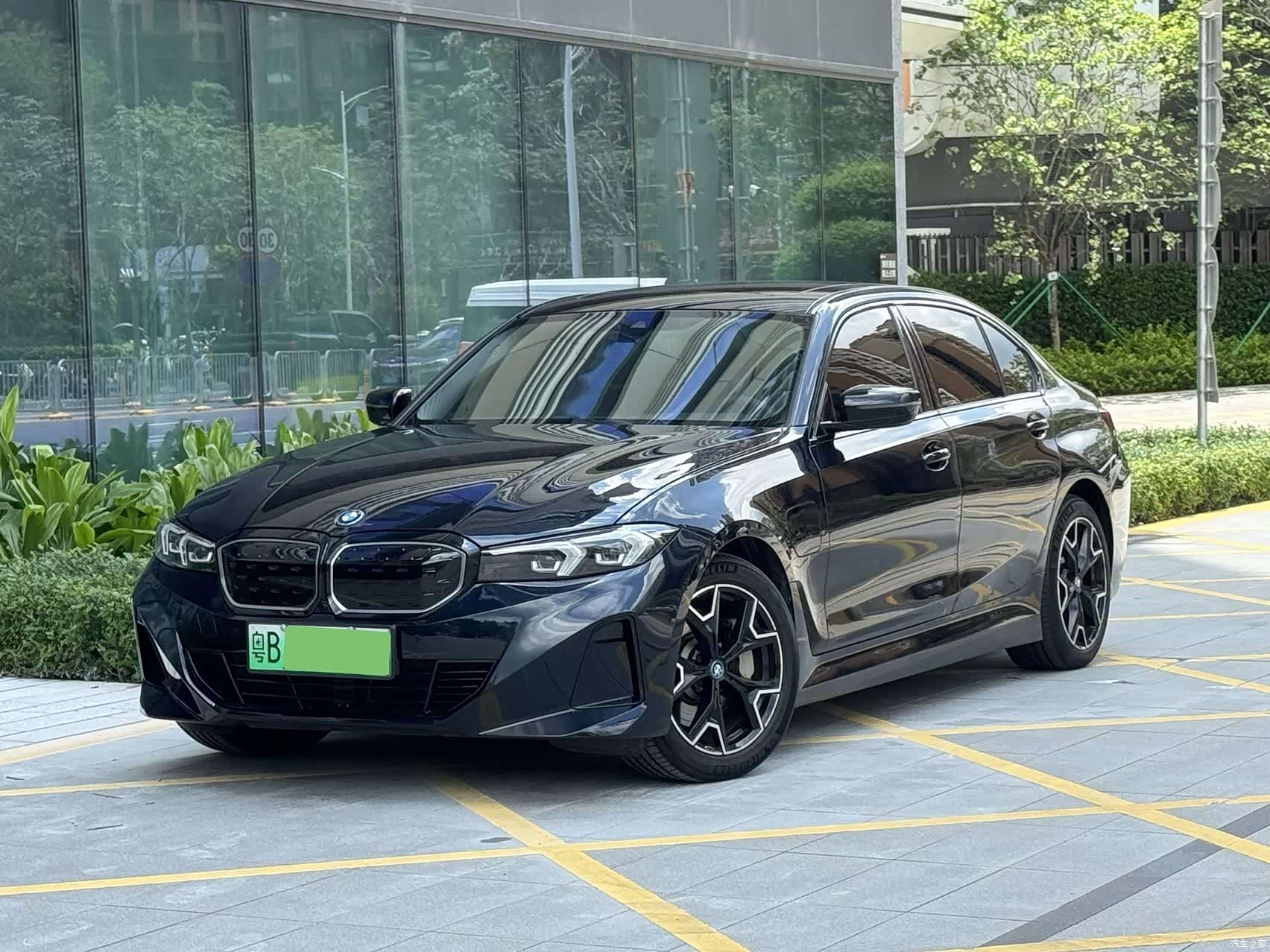 BMW i3, 2023 1