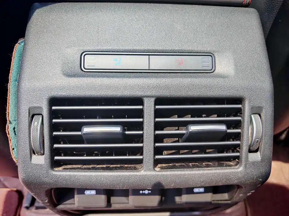 Land Rover Discover sports