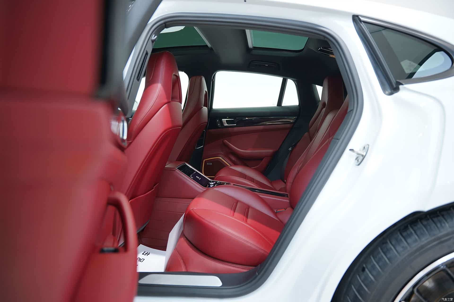 Porsche Panamera, 2022 15