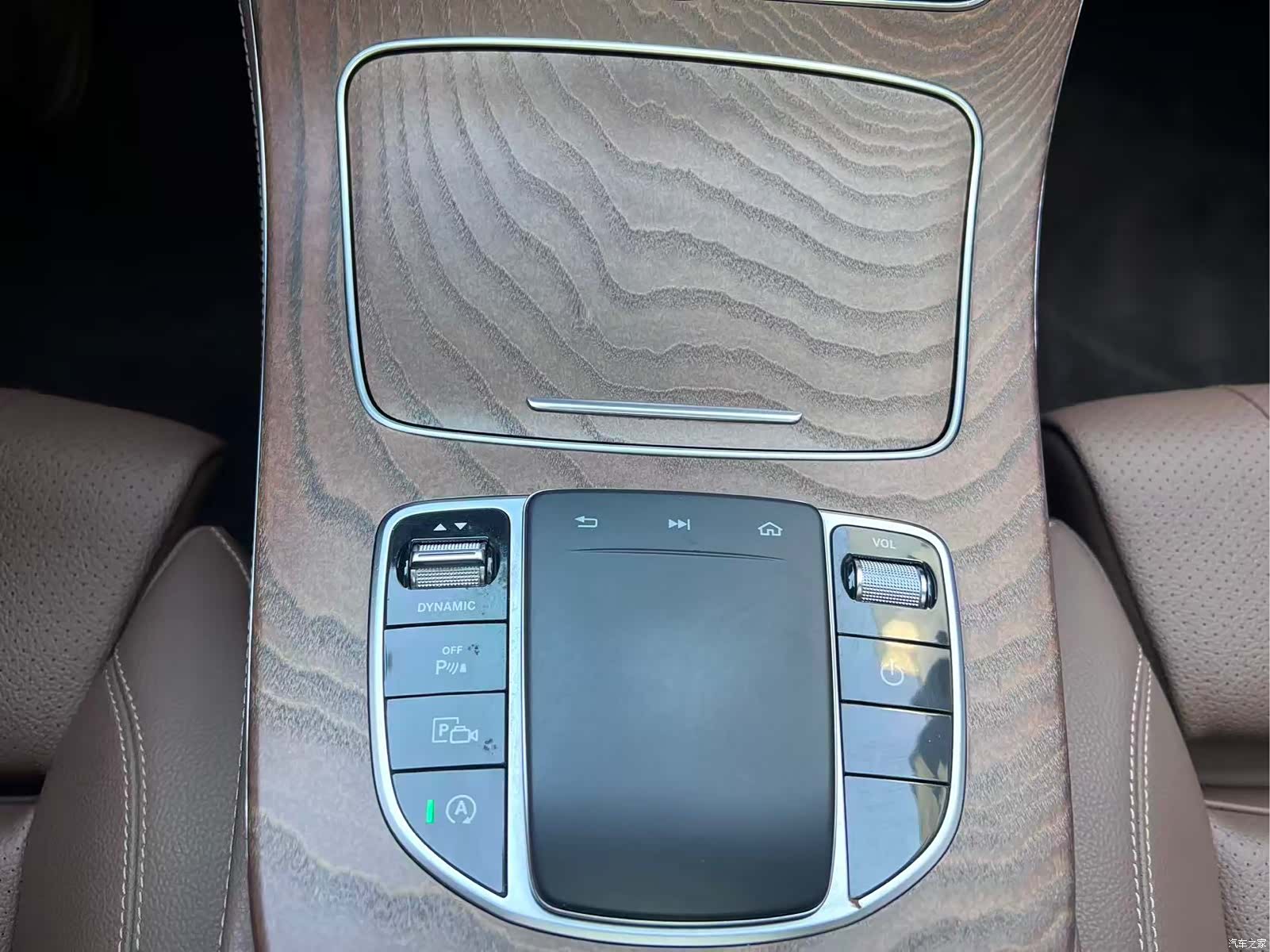 Mercedes-Benz E-Class, 2019 14