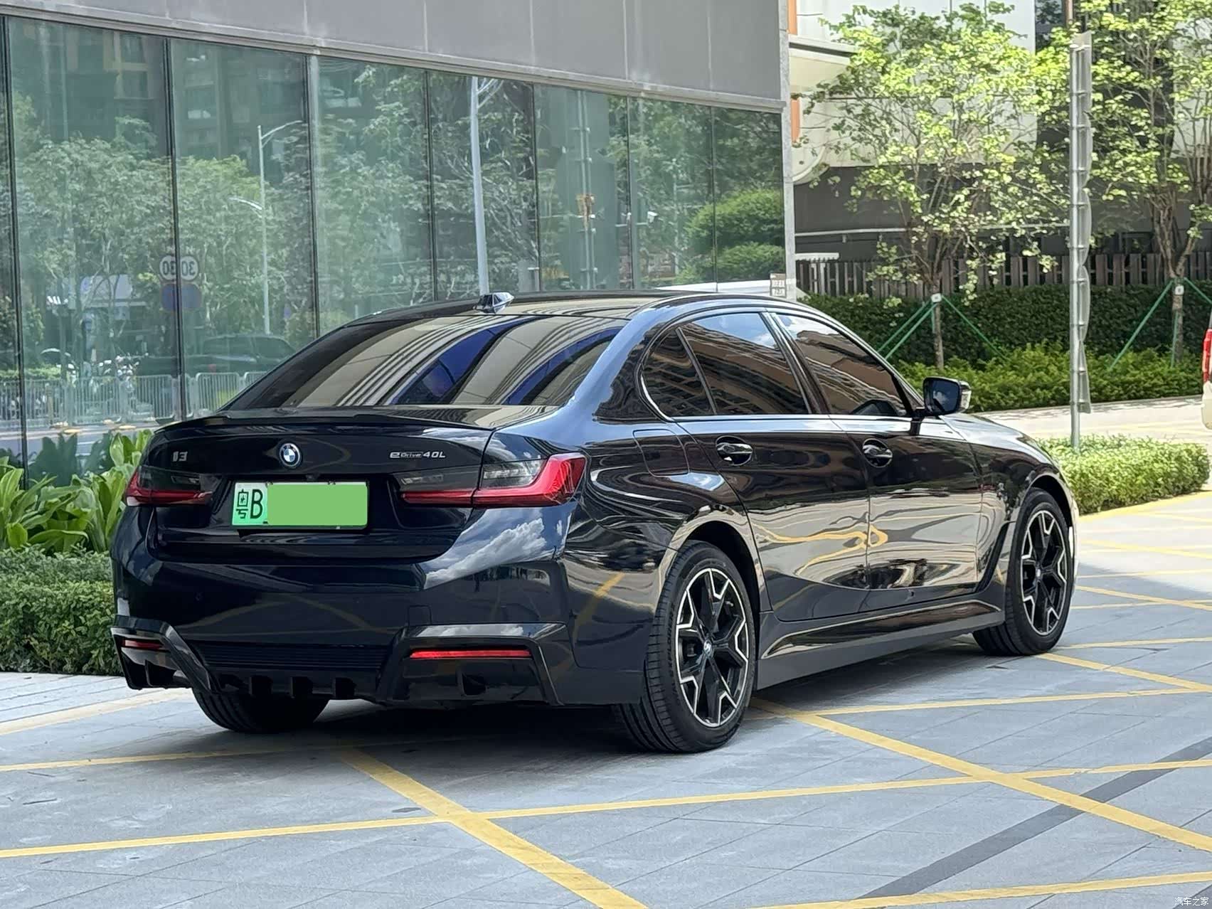 BMW i3, 2023 9