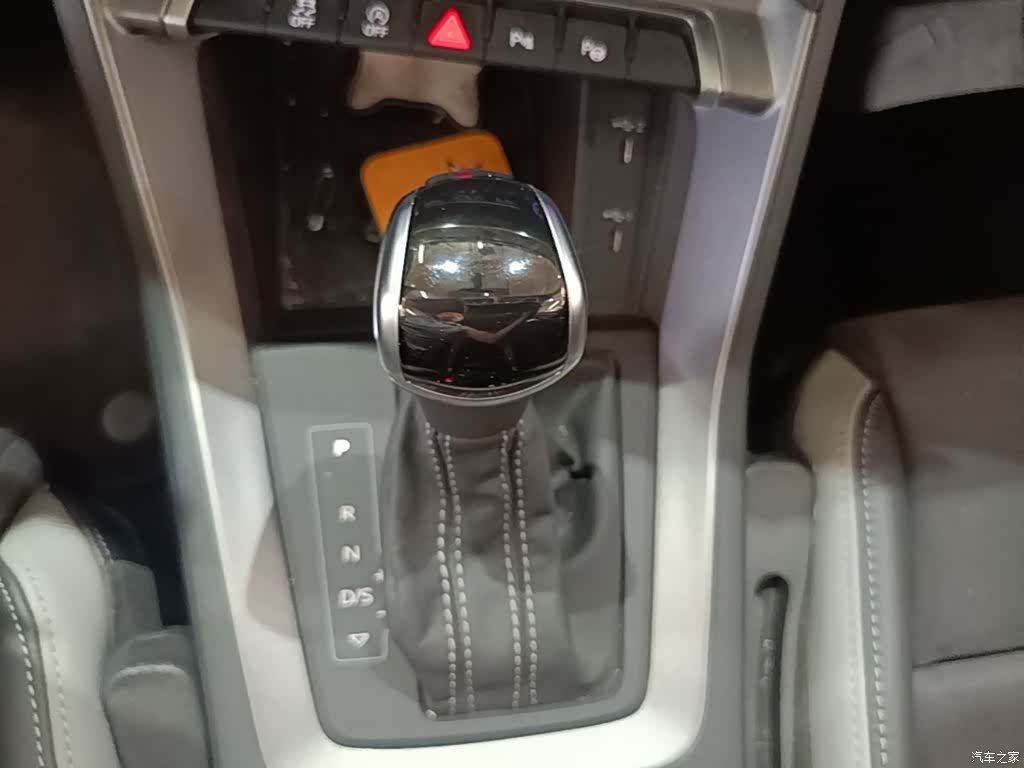 Audi Q3, 2023 14