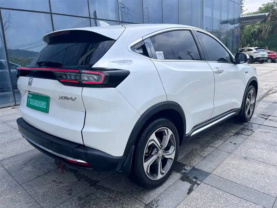 CIIMO Dongfeng Honda M-NV