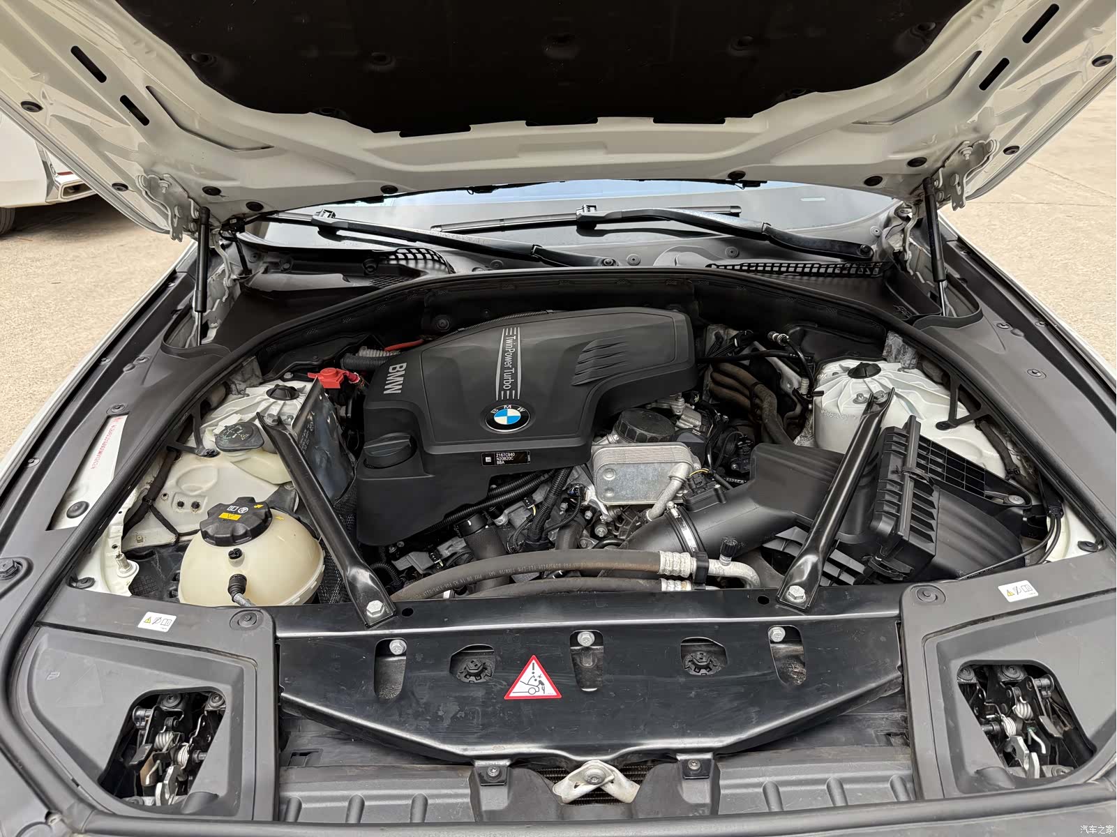 BMW 5 Series, 2016 30