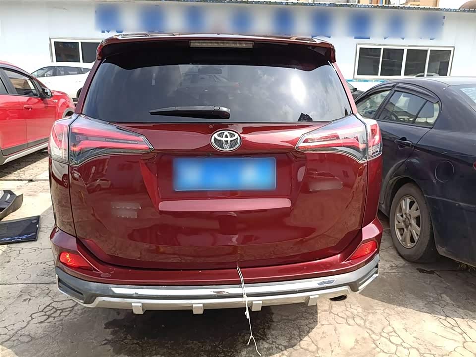Toyota RAV4 Rongfang