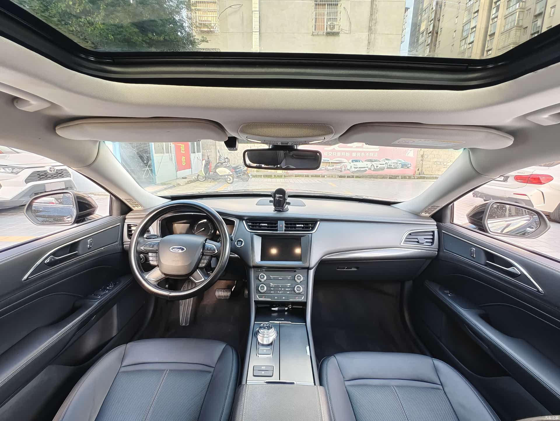Ford Taurus, 2018 6