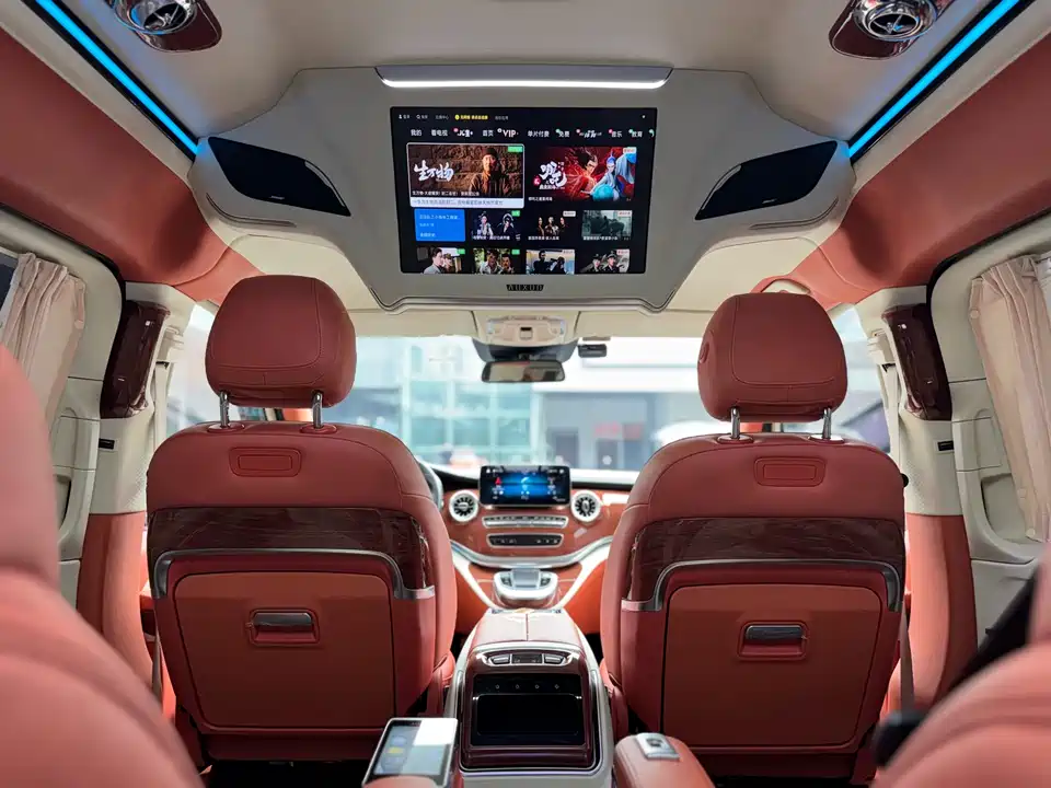 Mercedes-Benz V-class