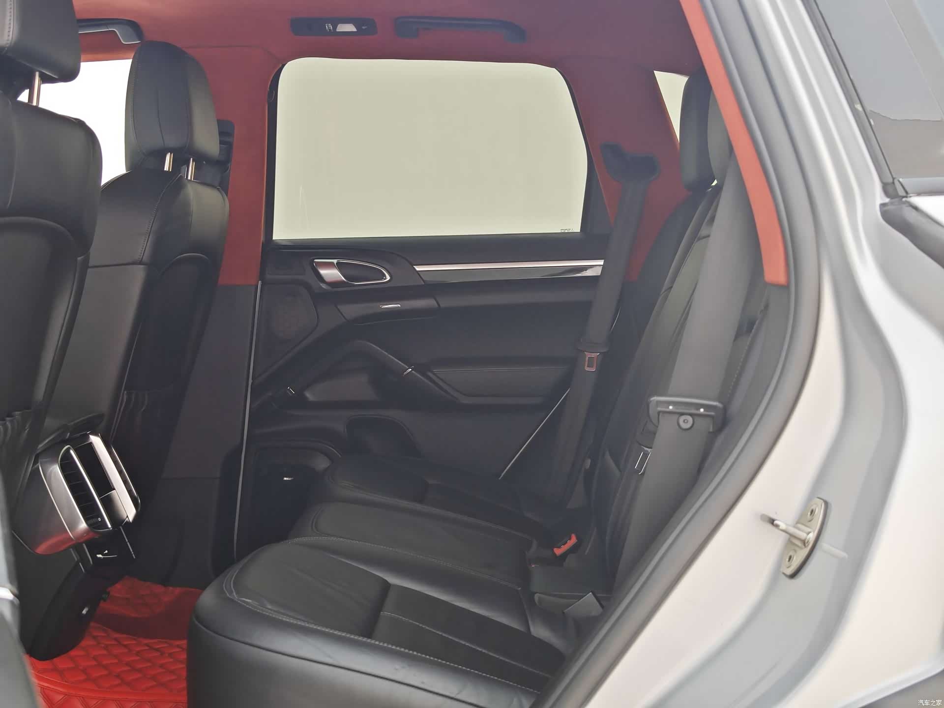 Porsche Cayenne, 2013 8