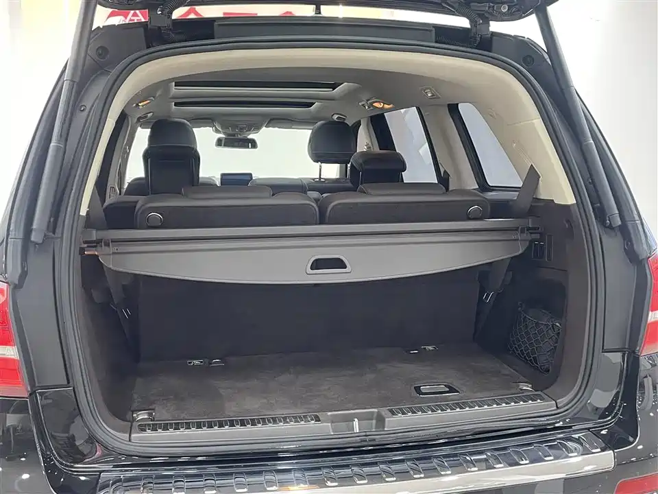 Mercedes-Benz GLS Mercedes-Benz GLS