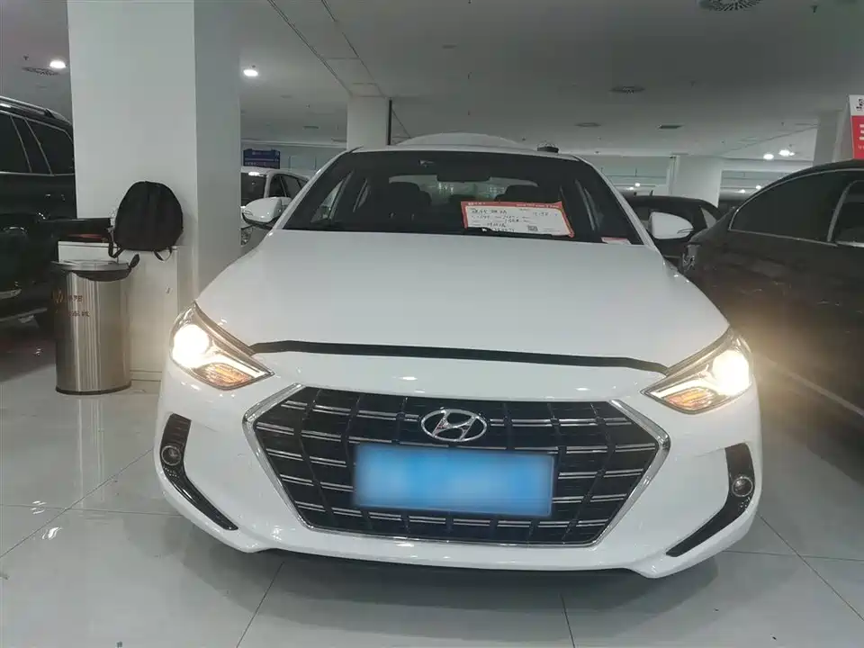 Hyundai Lead
