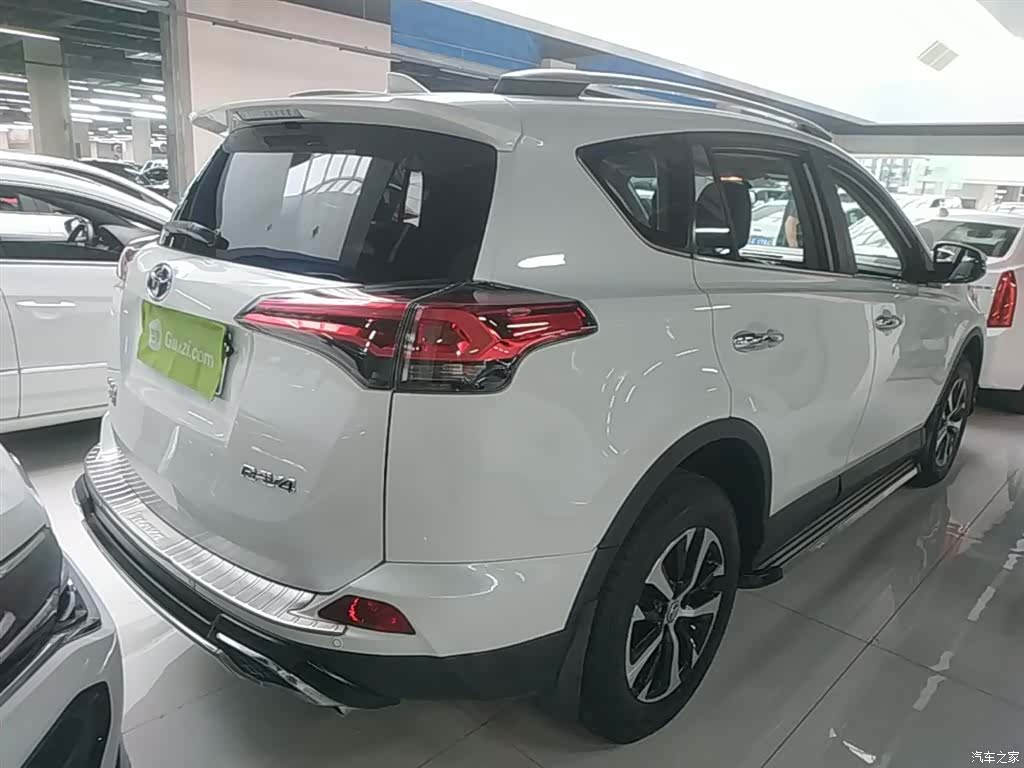 Toyota RAV4, 2016 7
