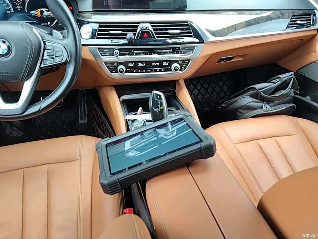 BMW 5 Series, 2018 14