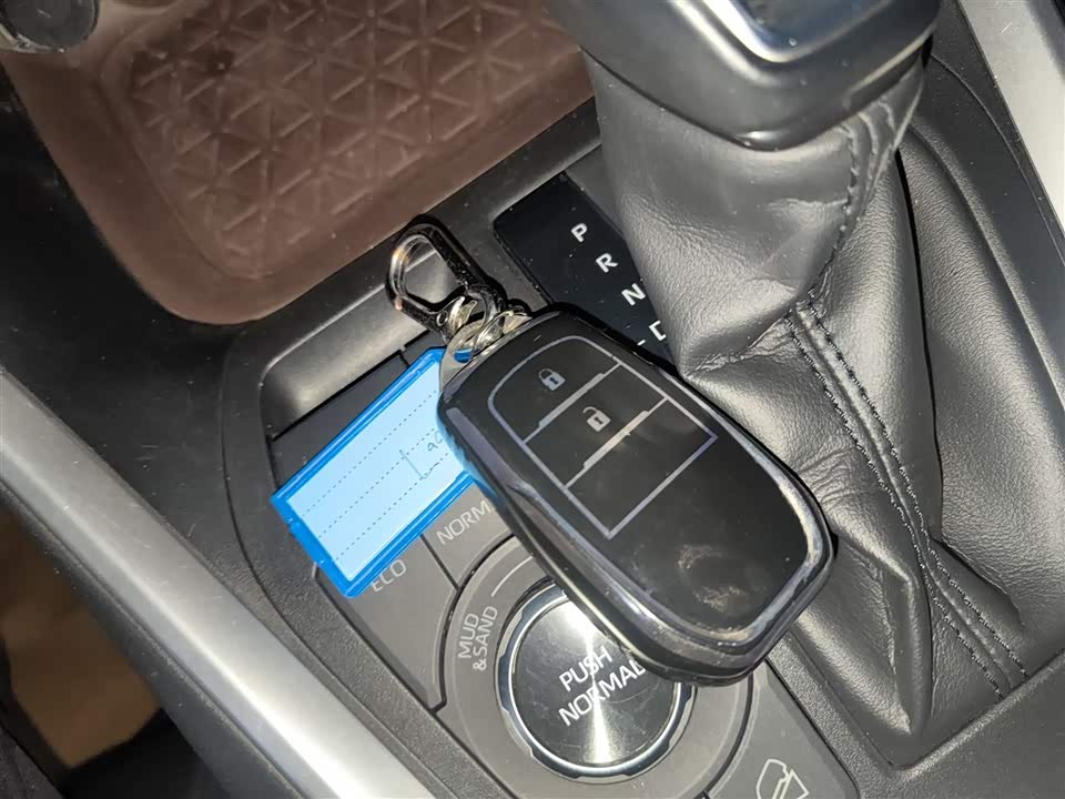 Toyota RAV4 Rongfang