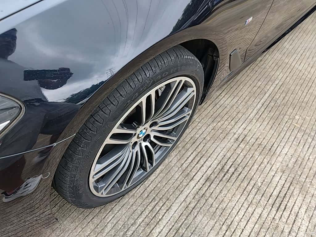 BMW 5 Series, 2018 23