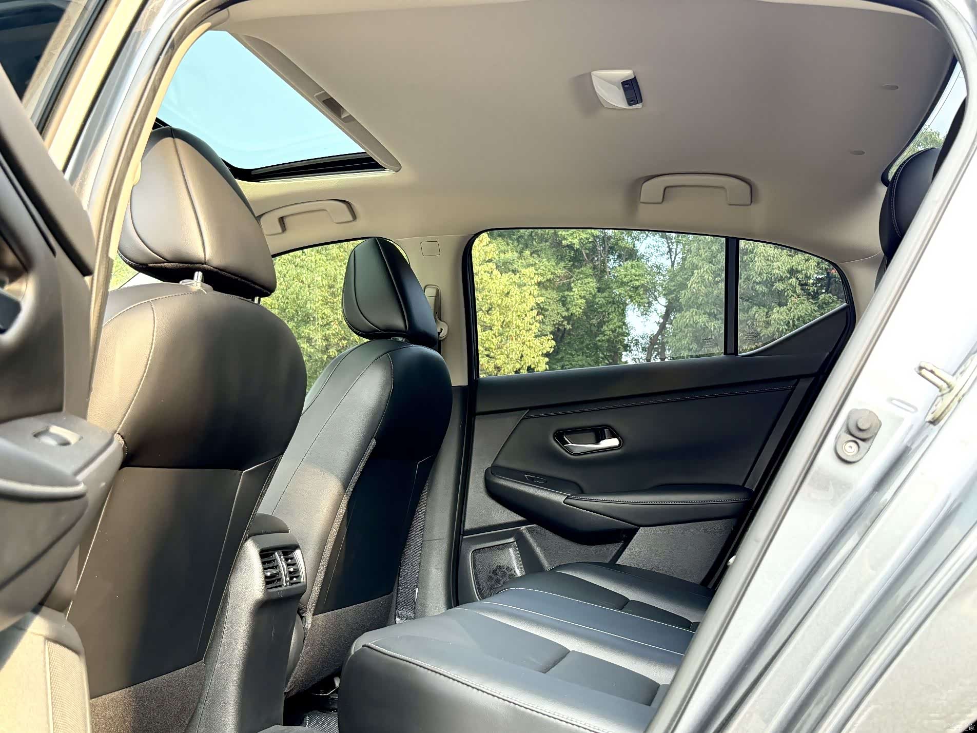 Nissan Sylphy, 2022 7