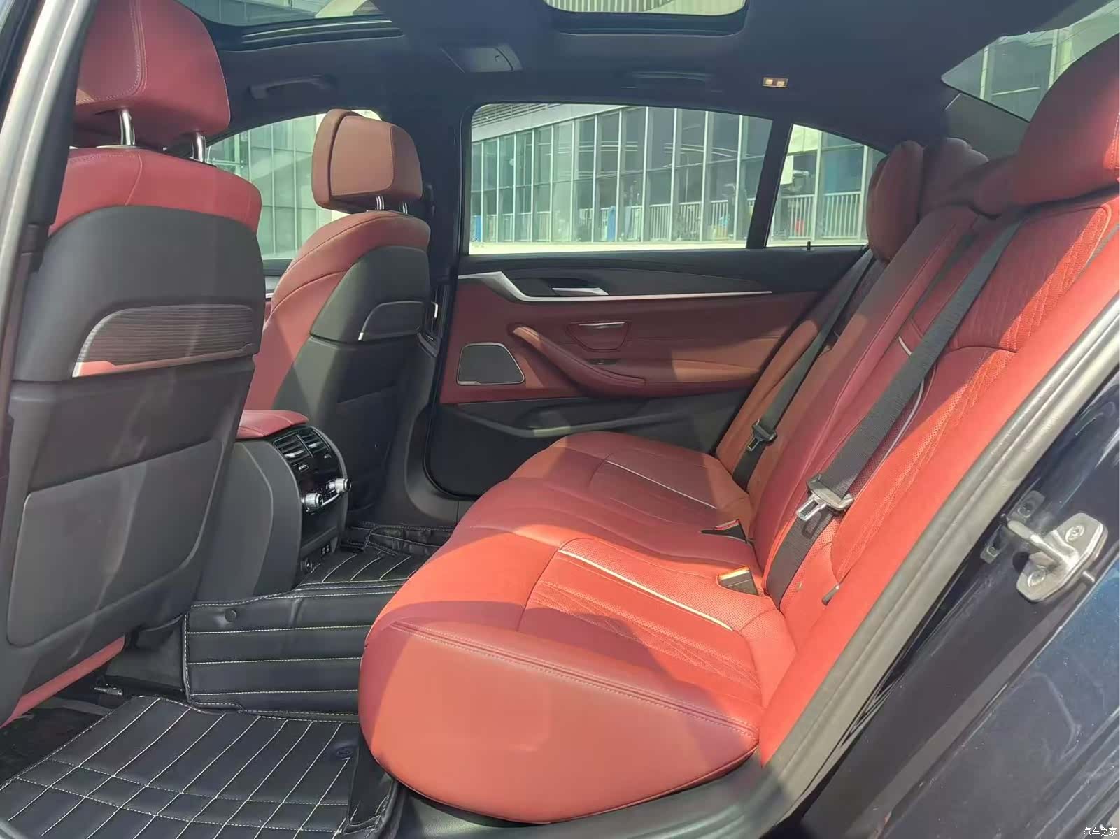 BMW 5 Series, 2022 6