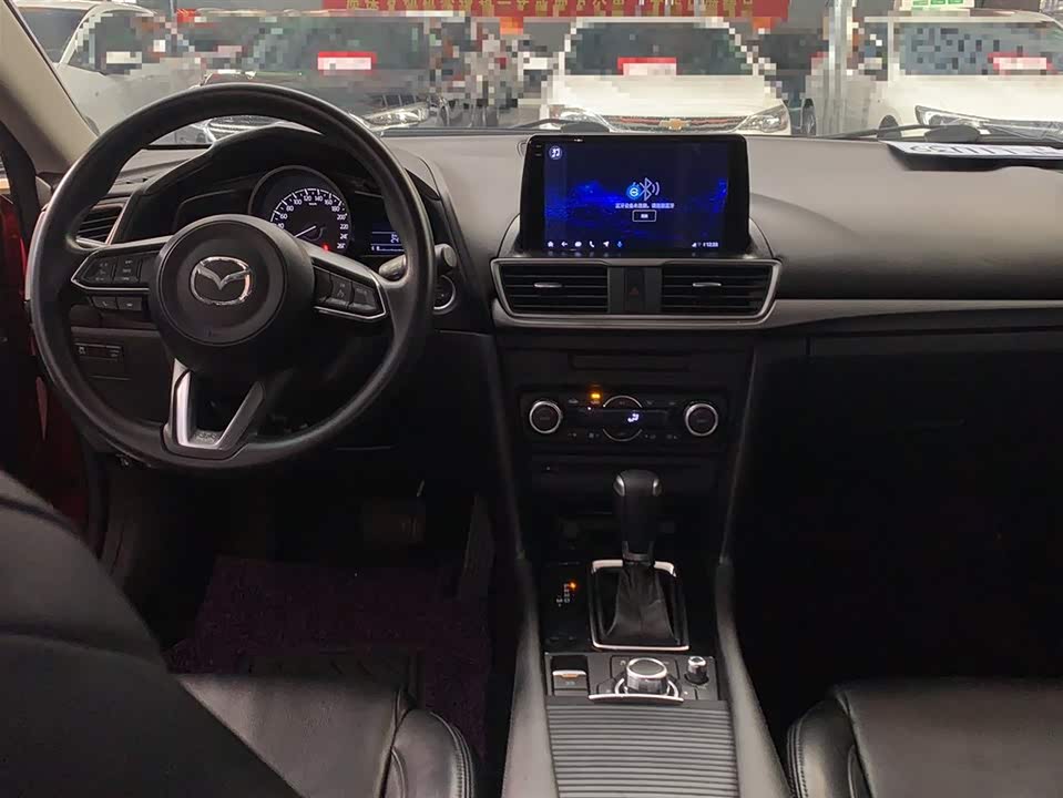 Mazda 3 Angkesaila