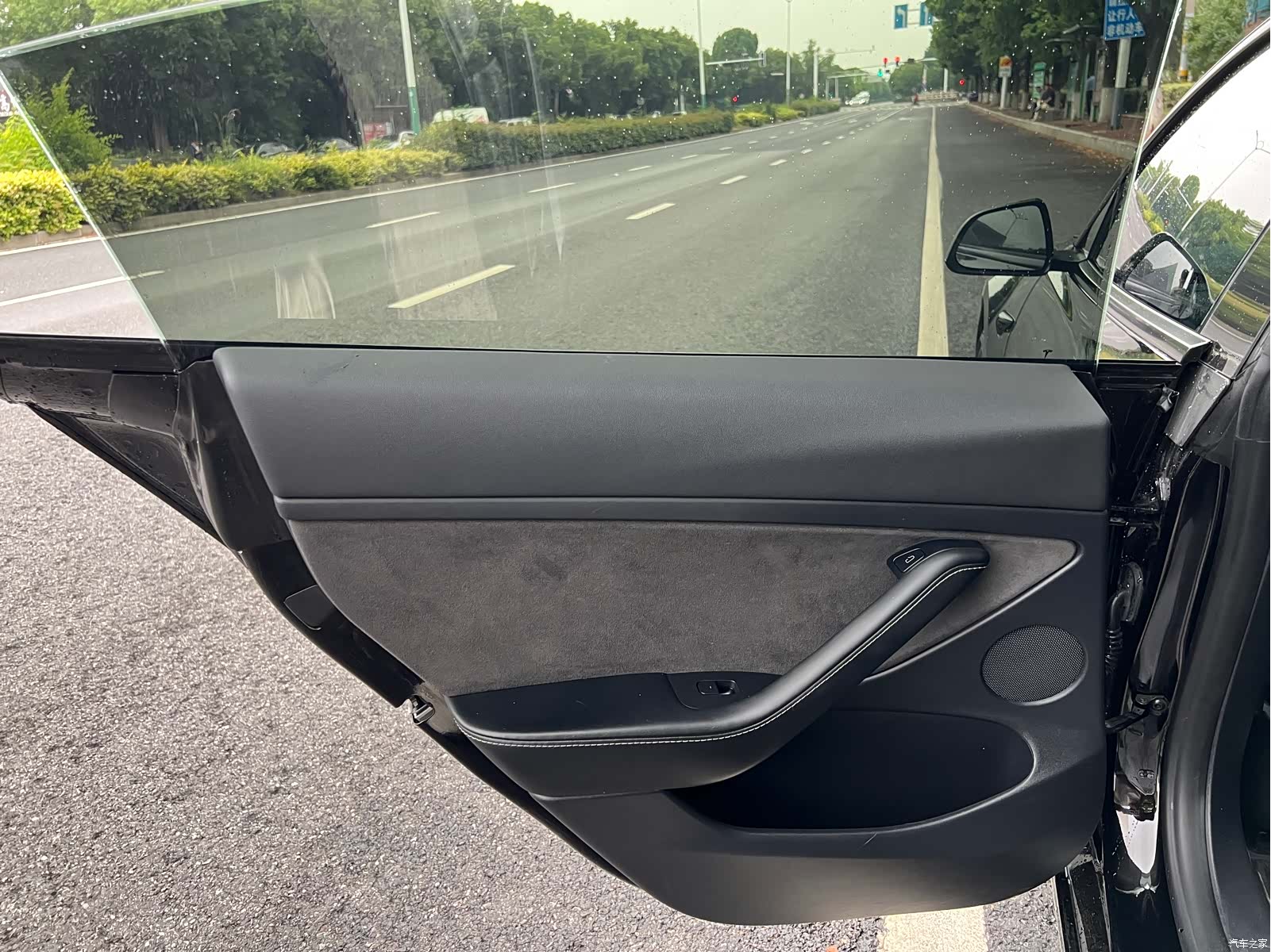 Tesla Model 3, 2022 12