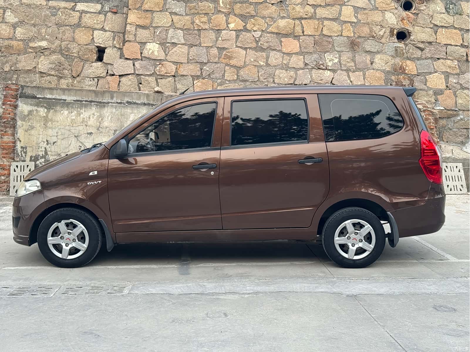 Wuling Hongguang, 2018 12