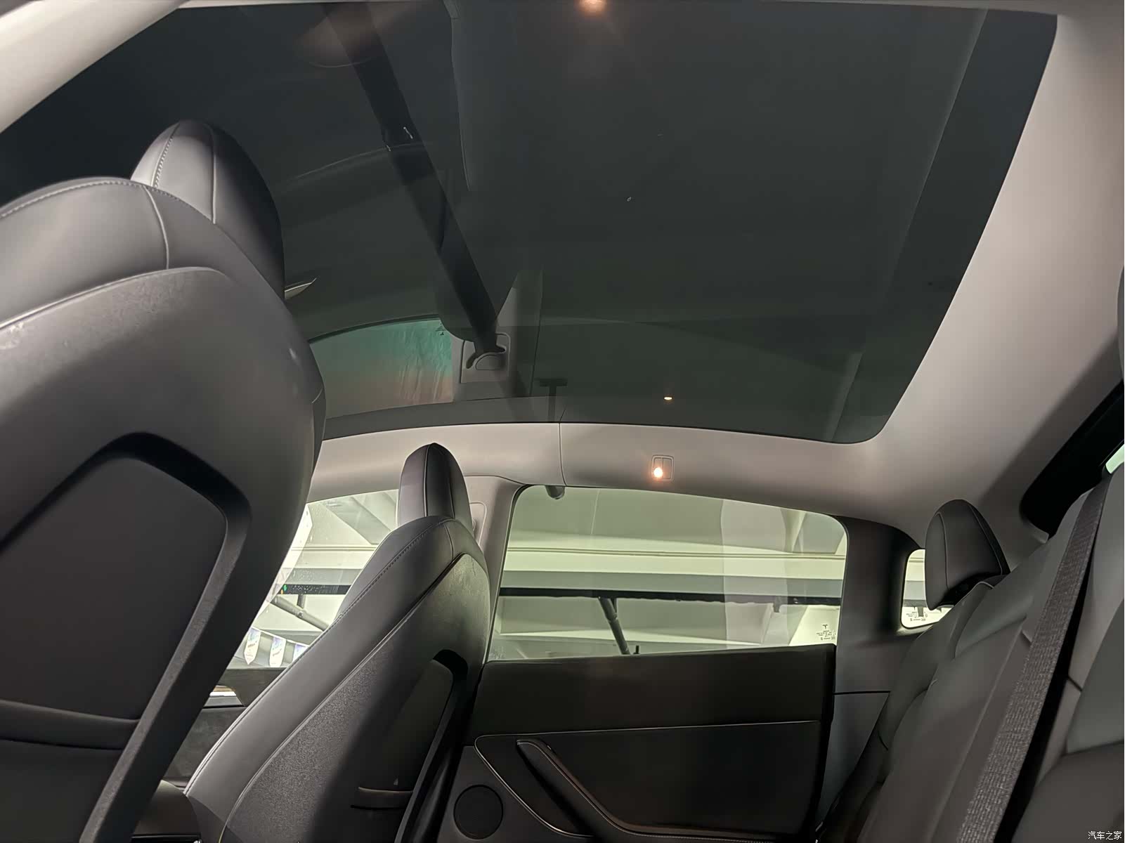 Tesla Model Y, 2021 9