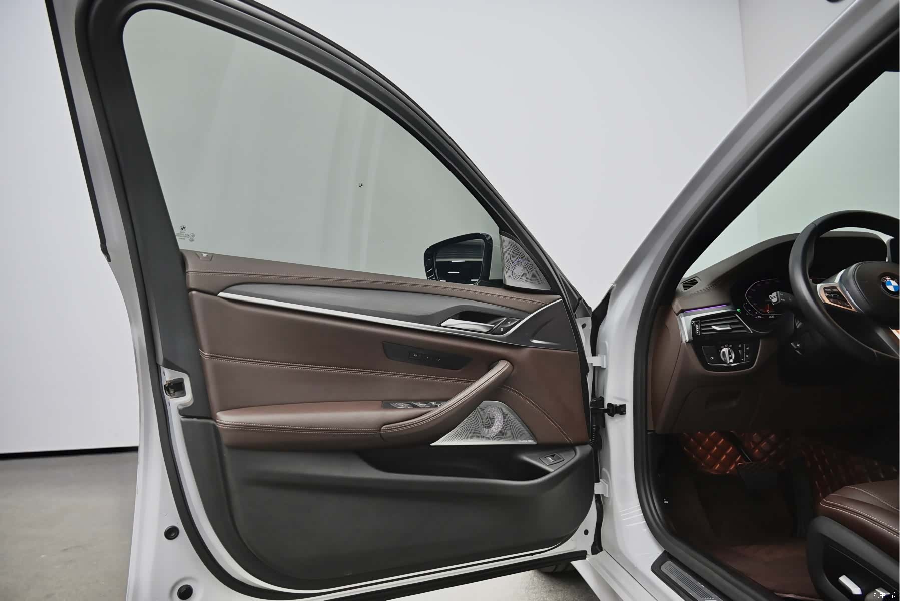 BMW 5 Series, 2021 19