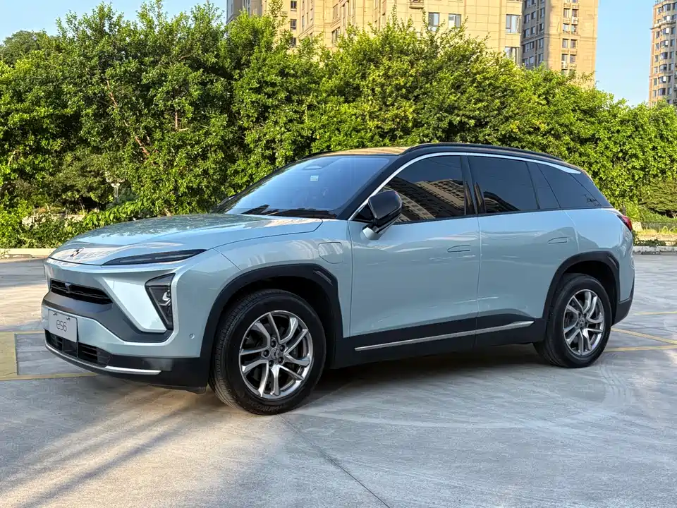 NIO ES6