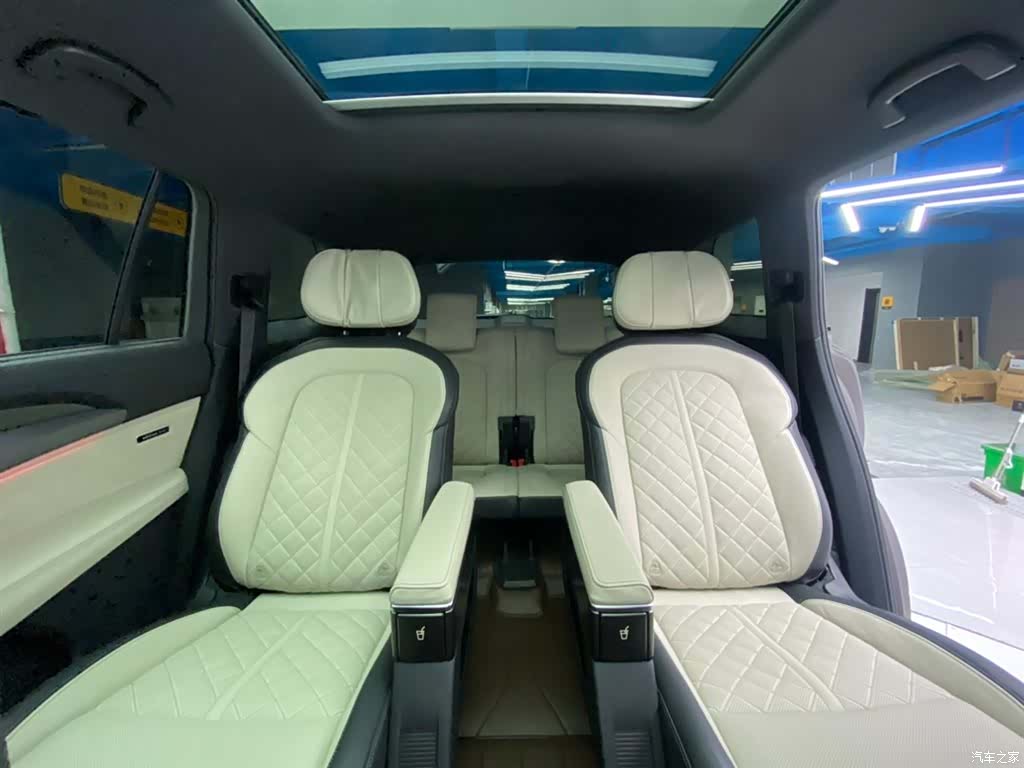 Audi Q6, 2022 23