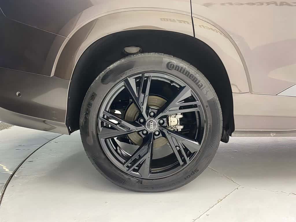 Audi Q6, 2022 11