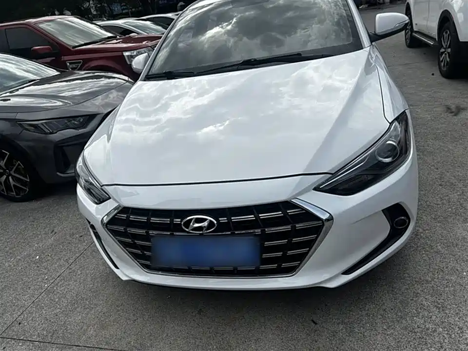 Hyundai Lead