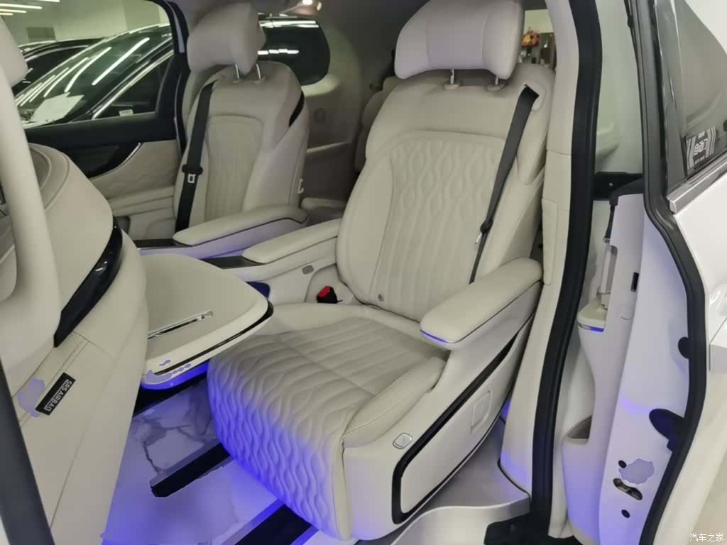 DongFeng V9, 2024 17