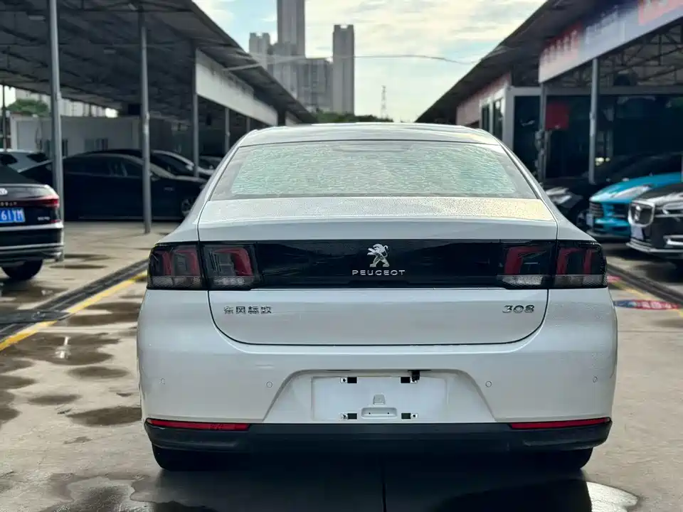 Peugeot 308