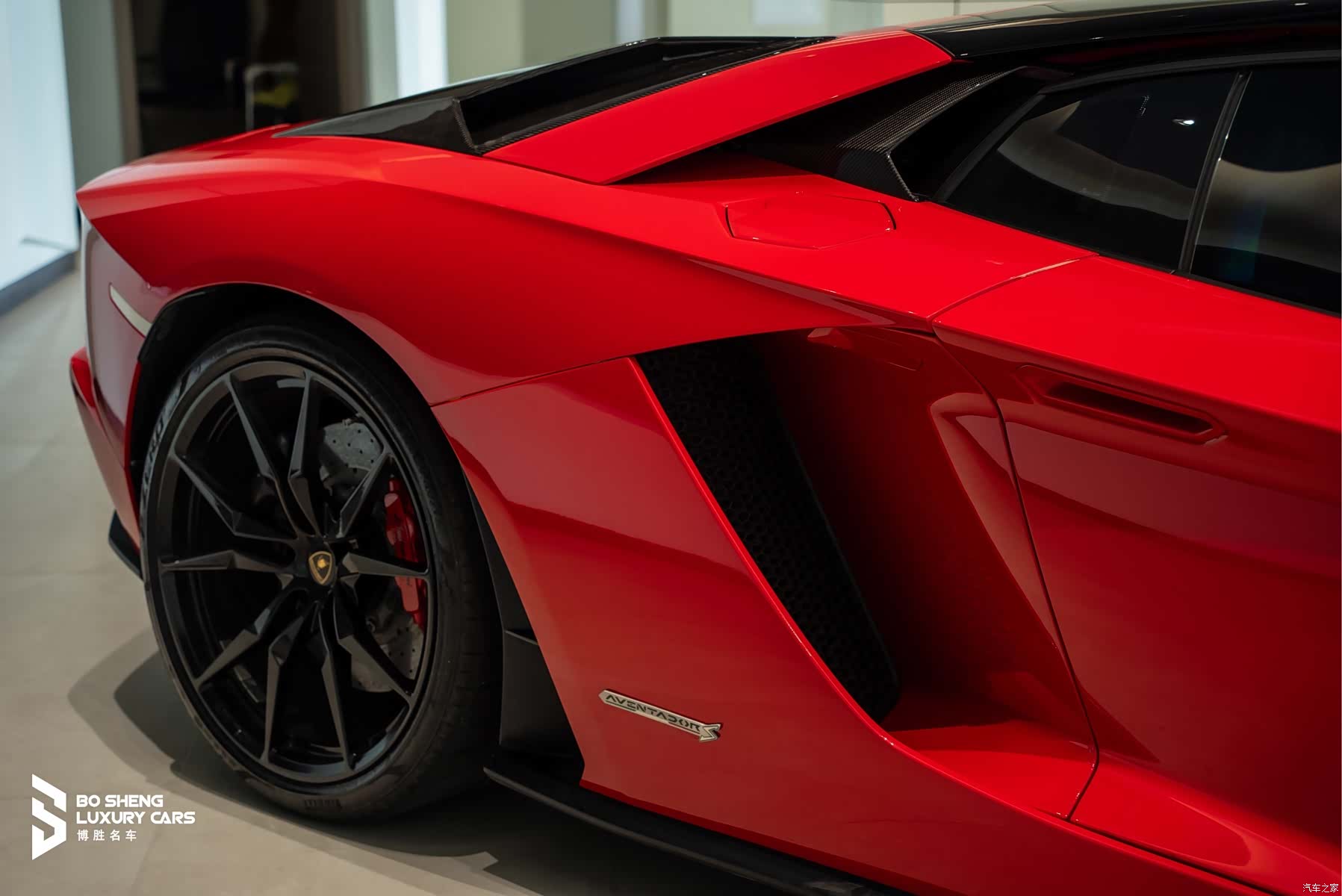 Lamborghini Aventador, 2019 9