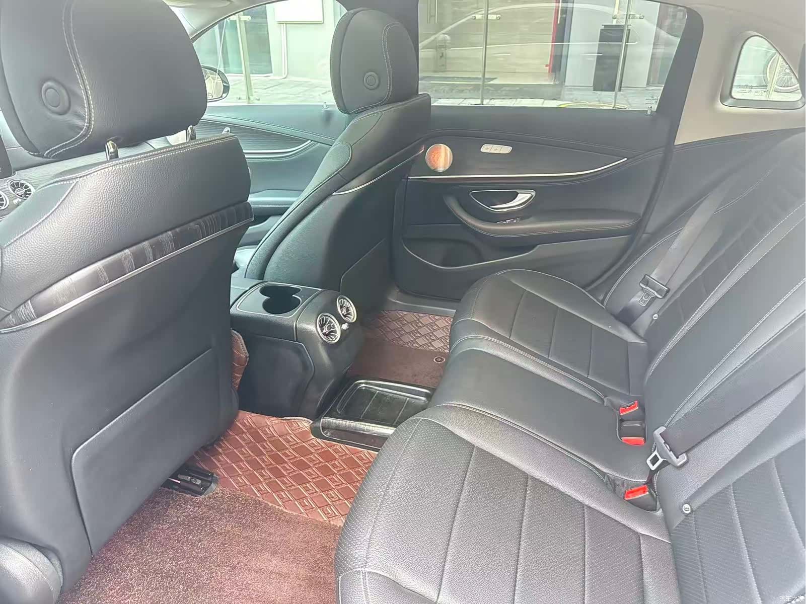 Mercedes-Benz E-Class, 2020 7