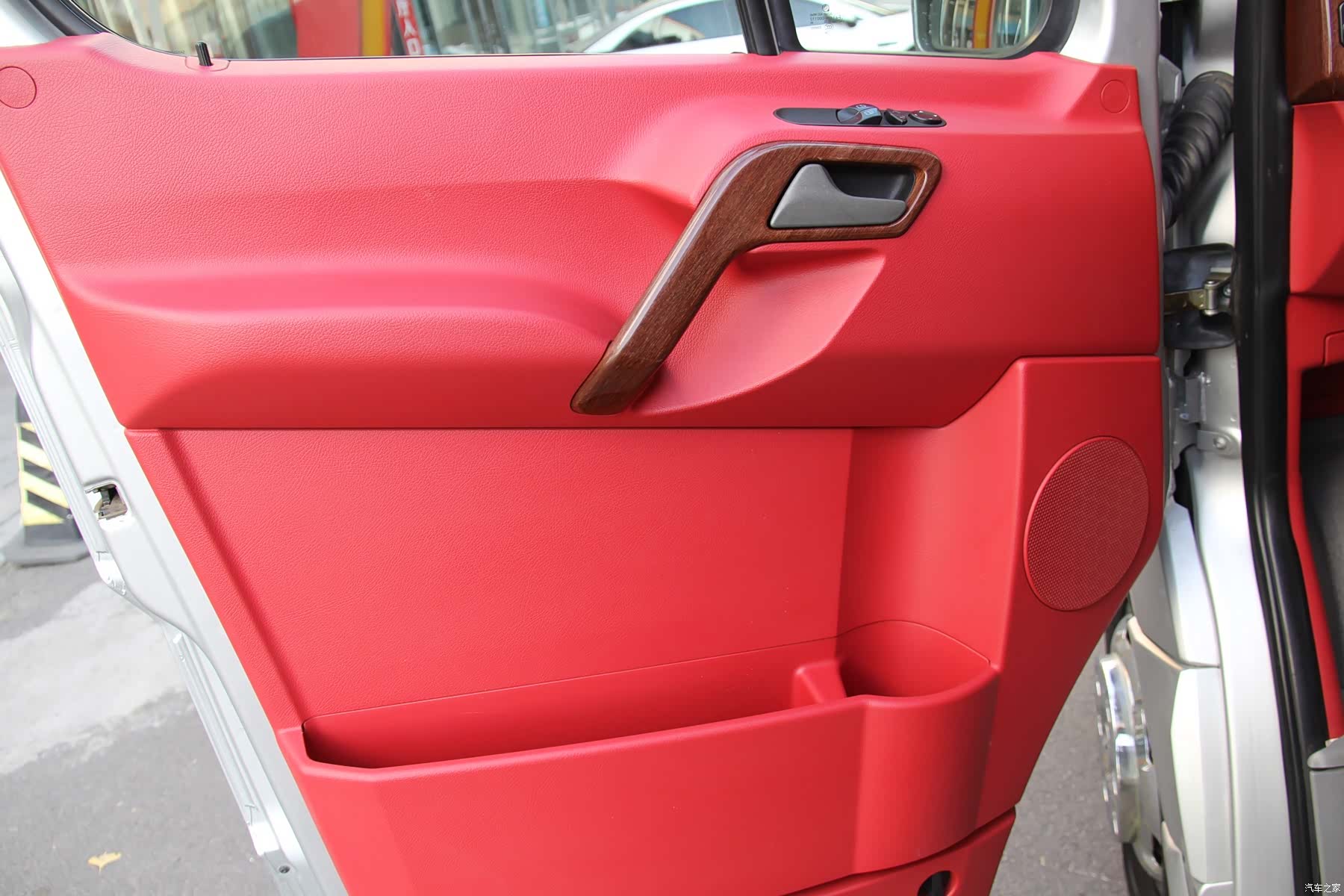 Mercedes-Benz Sprinter, 2013 13