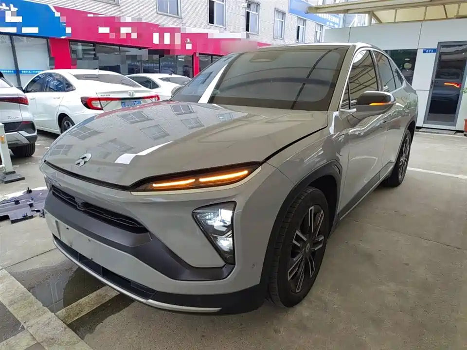 NIO EC6