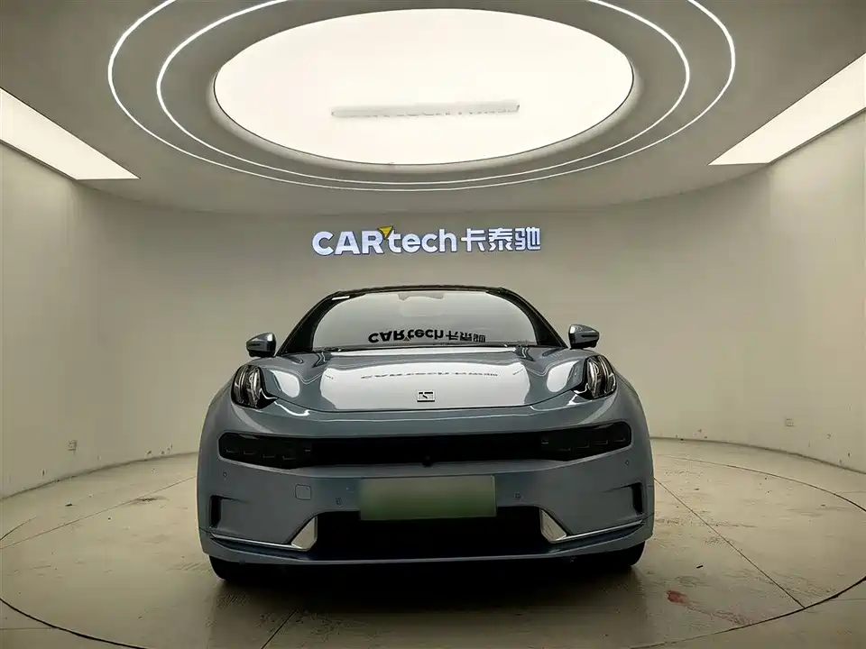 Zeekr 001