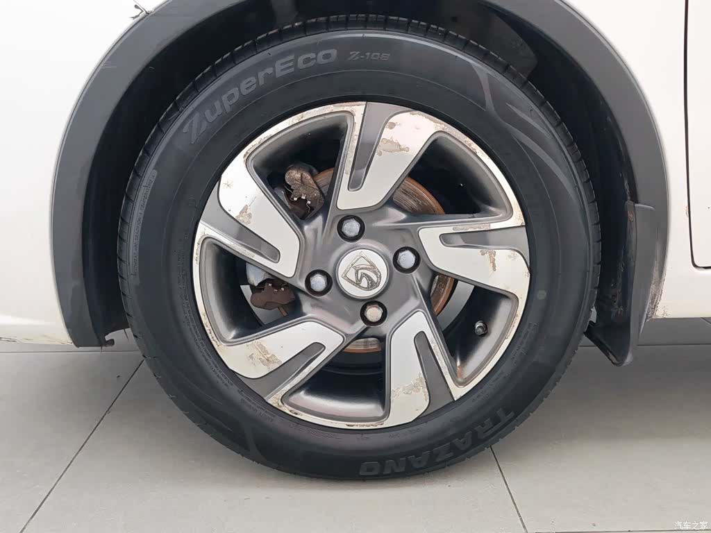 Wuling 310W, 2019 17