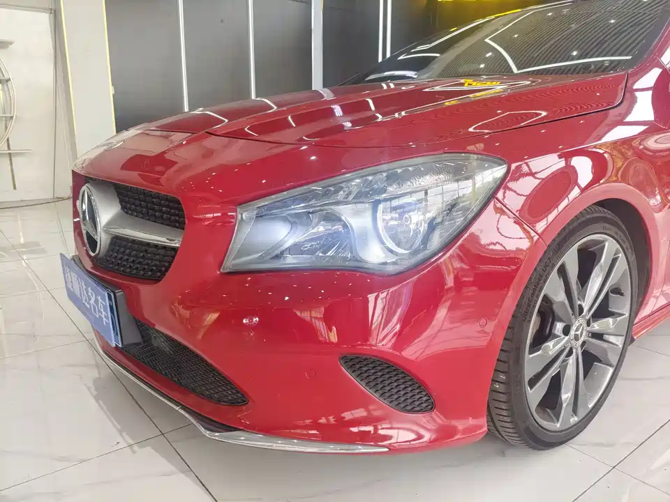 Mercedes-Benz CLA