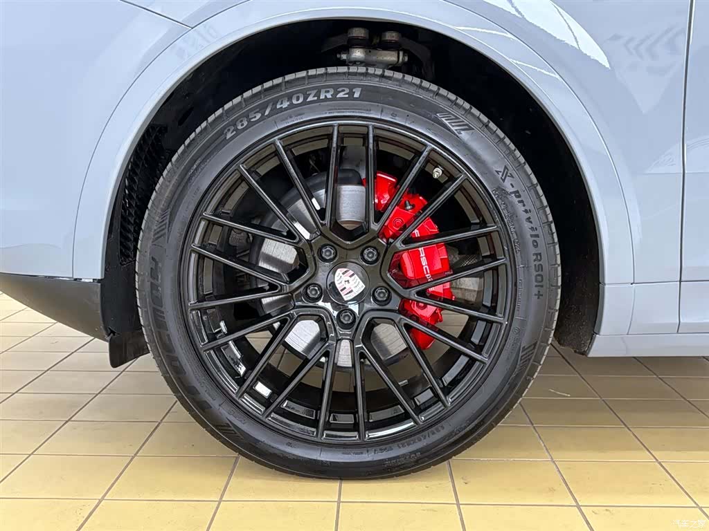 Porsche Cayenne, 2019 9