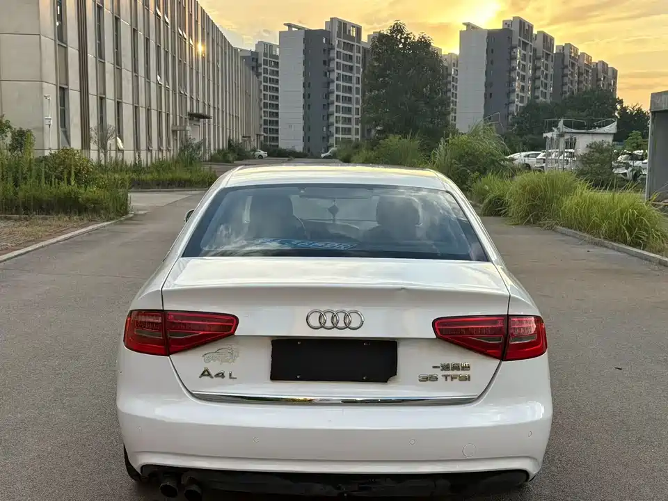 Audi A4L